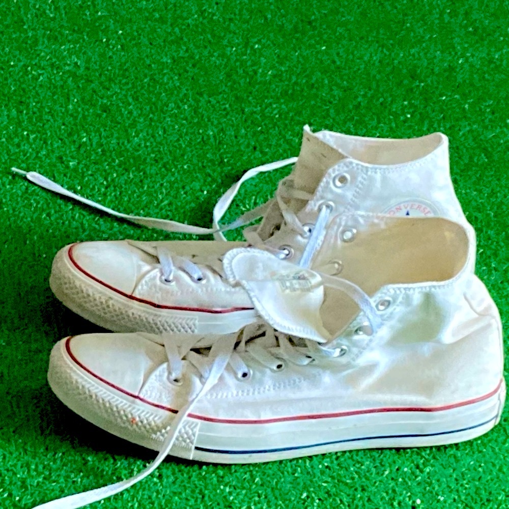 CONVERSE Chuck Taylor All Star White High Top Shoes
 size 12
